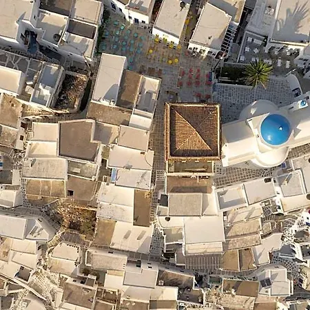 Hotel Nostos *